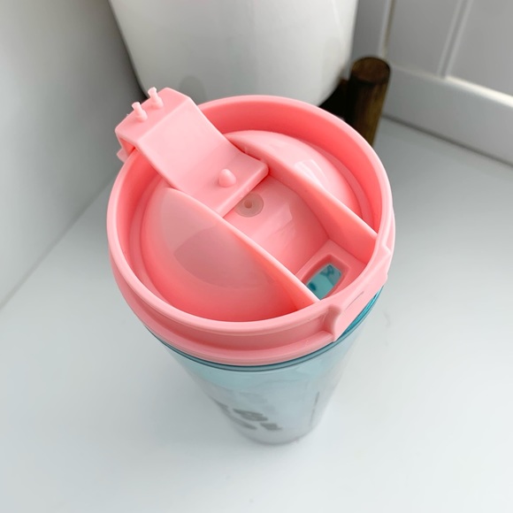 Hello Kitty Water Bottle - 16oz - Picture 4 of 4